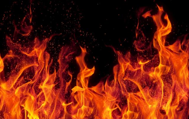 Moving-Fire-Wallpaper_%281024x647%29.jpg